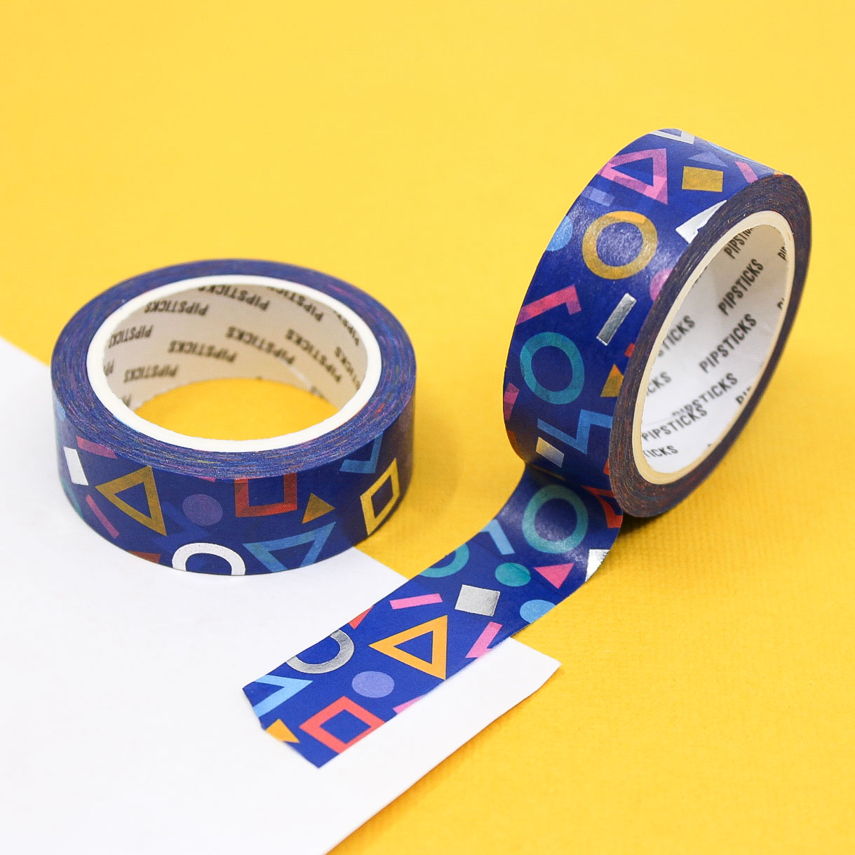 Step back in time with our '90s Totally Rad Pattern Washi Tape. This nostalgic tape captures the vibrant and quirky aesthetic of the iconic TV show, Saved By The Bell, with its playful geometric patterns and bold colors.